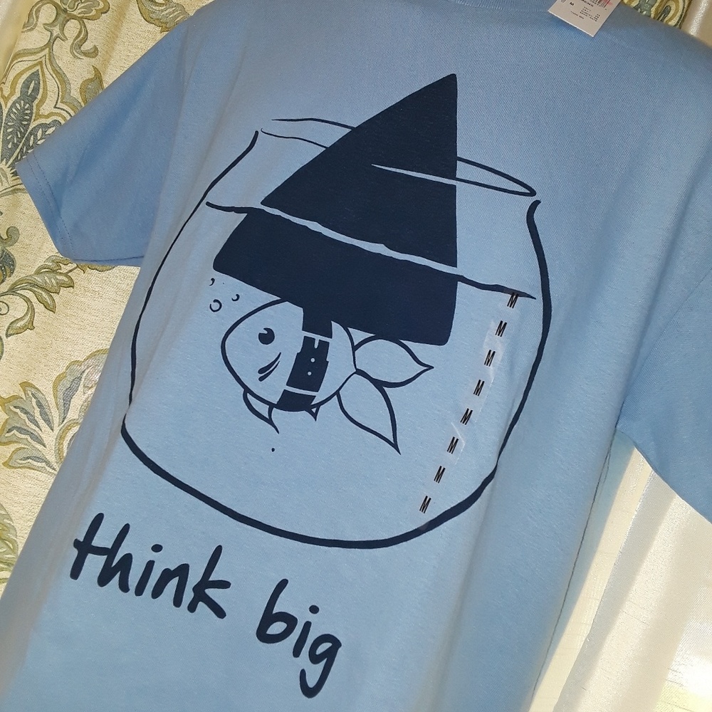 NWT "Think Big" Funny Goldfish Shark T-Shirt (M-L) - Picture 6 of 7